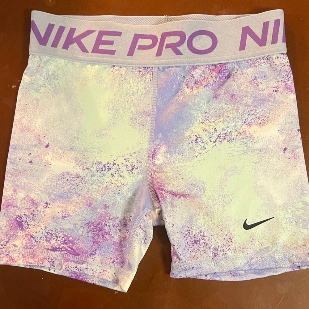 Nike pro shorts (girls)
